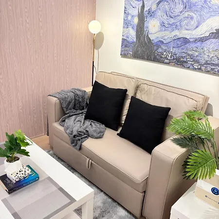 Casa Lyra Staycation Trees Residences